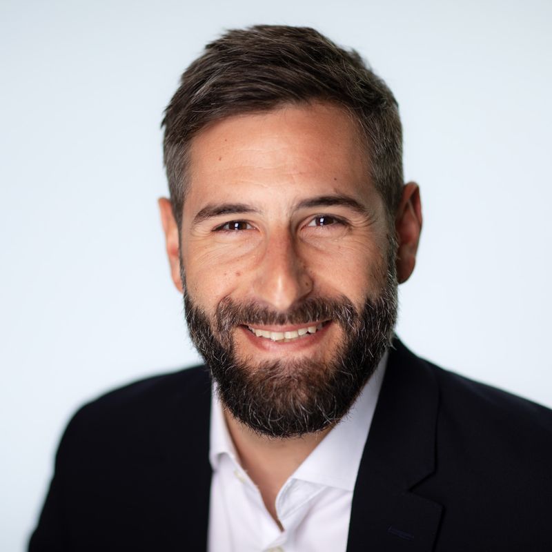  Shaw Gibbs announce the promotion of Nik Ioannidis to Associate Director